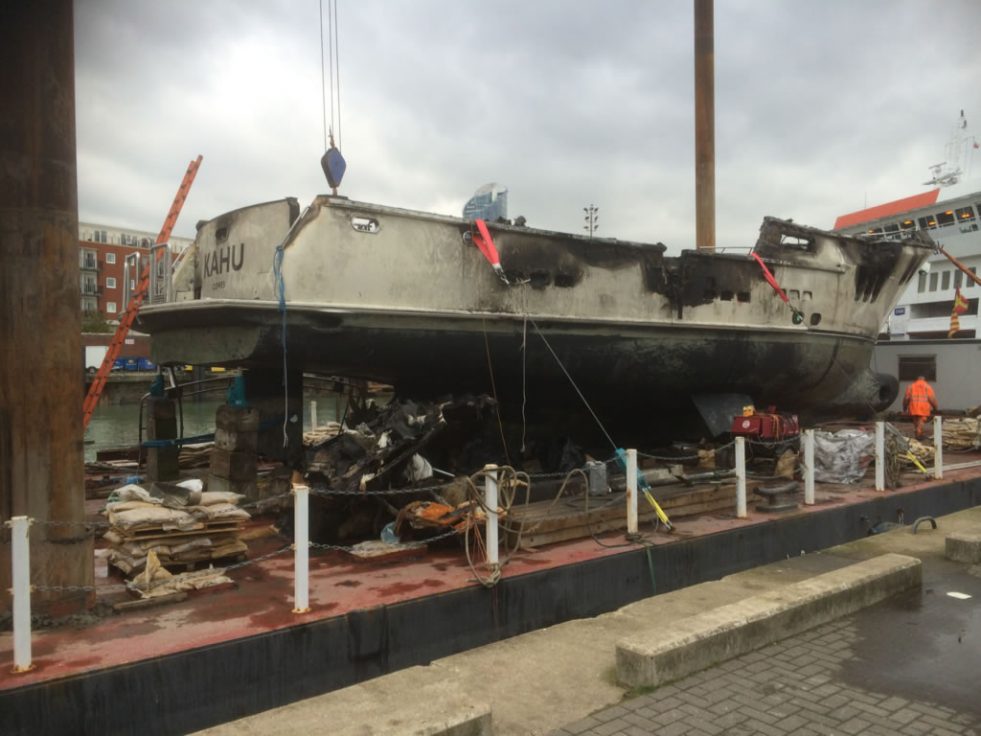 Yacht Breakers - Scrapping a Small Yacht